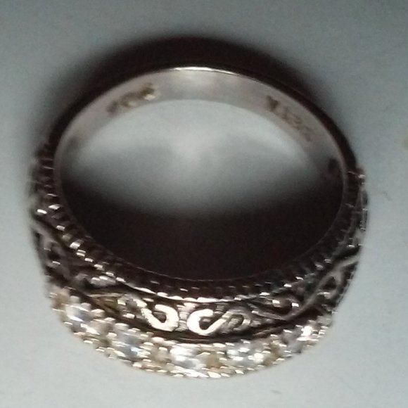 Silver Ring Seta 925 With 5 Clear Stones size 7 to 7.5 - Picture 4 of 6